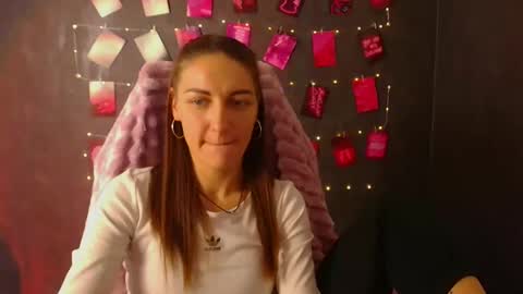 Snapshot of nora_n chatting on 14, 10, 2025 Nora online show from 14, 10, 2025