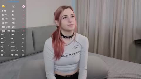 Elina online show from 26, 11, 2025