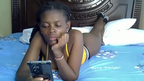 norah_pure online show from 16, 9, 2025