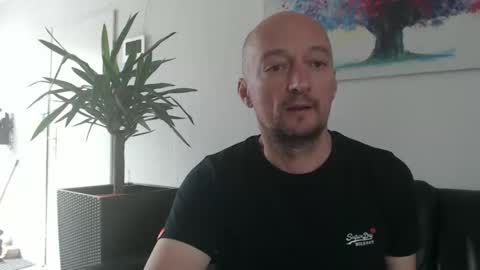 Snapshot of nordicrunner76 chatting on 4, 6, 2026 nordicrunner76 online show from 4, 6, 2026