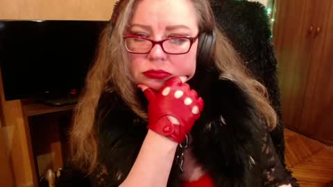 Snapshot of norma_gin chatting on 24, 12, 2024 miss Tress online show from 24, 12, 2024