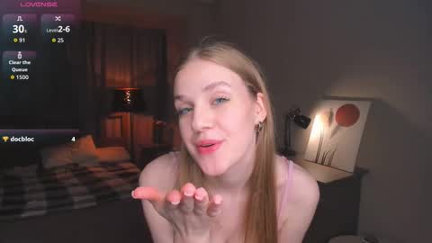 Snapshot of normaemans chatting on 27, 9, 2025 Beatrice online show from 27, 9, 2025