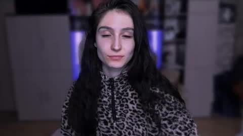 Snapshot of north_valkyrie chatting on 1, 3, 2026 Hazel online show from 1, 3, 2026