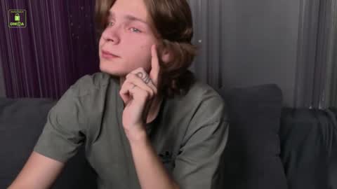 Snapshot of norules_x chatting on 18, 11, 2025 EZRA online show from 18, 11, 2025