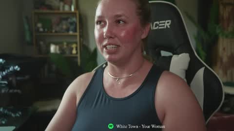 Deven Eden  sometimes Lilith or Eve online show from 9, 4, 2026