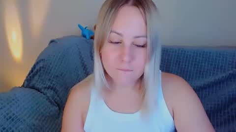 Snapshot of not_nakedcat chatting on 9, 9, 2025 hi glad to chat online show from 9, 9, 2025