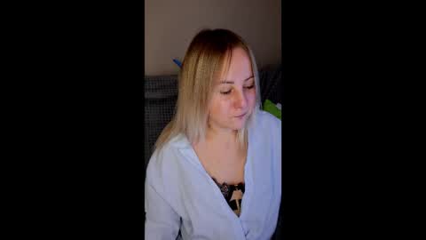 hi glad to chat online show from 9, 10, 2025