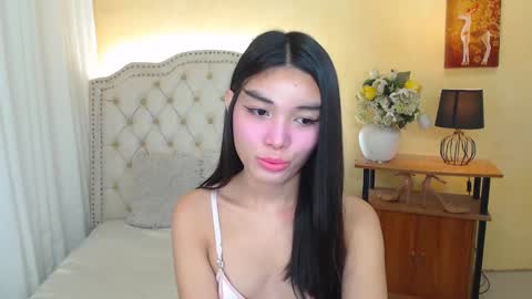 Snapshot of notaestheticallykyline chatting on 5, 1, 2025 Kyline online show from 5, 1, 2025