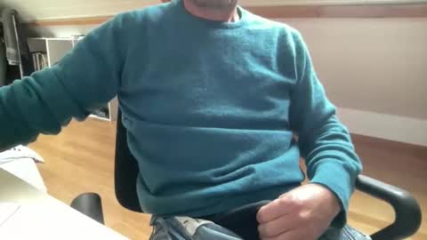 Snapshot of noux69 chatting on 24, 9, 2025 noux69 online show from 24, 9, 2025