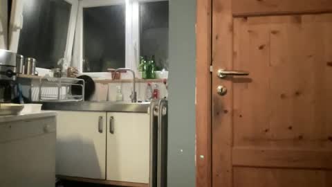 Snapshot of noux69 chatting on 27, 10, 2025 noux69 online show from 27, 10, 2025