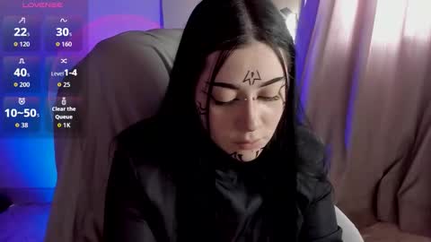 Snapshot of nova_gara chatting on 21, 10, 2025  s online show from 21, 10, 2025