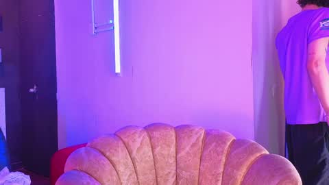 Nova Salvatore online show from 8, 4, 2026