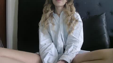 Olivia online show from 6, 10, 2025