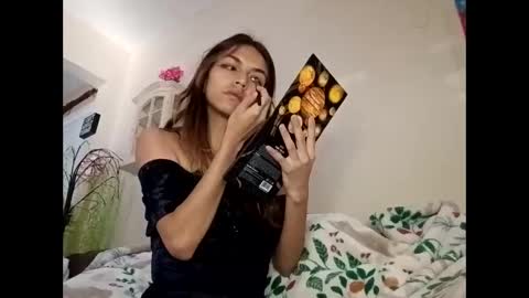 novalovelle online show from 30, 11, 2025