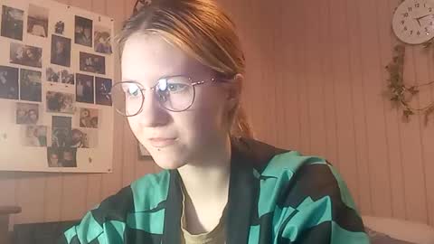 Sari  It is my first day  online show from 10, 2, 2026