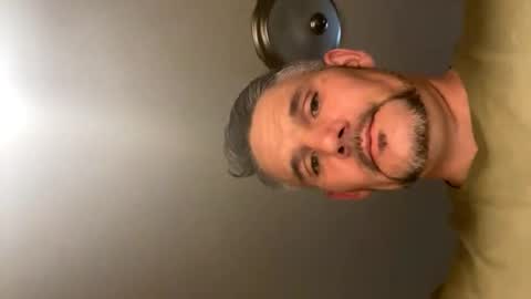 Snapshot of nre321985 chatting on 19, 5, 2026 nre321985 online show from 19, 5, 2026