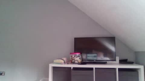 Alice  Nudgeman online show from 28, 9, 2025