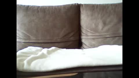Snapshot of nudist_man chatting on 21, 12, 2025 Milen online show from 21, 12, 2025