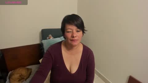 nuit_rose online show from 11, 1, 2025