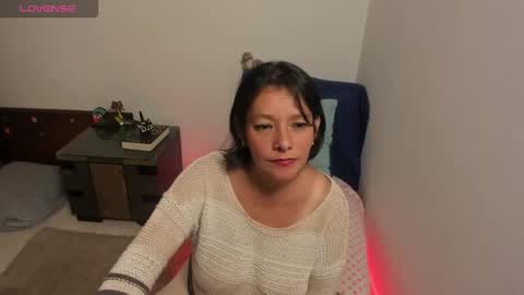 nuit_rose online show from 15, 11, 2025