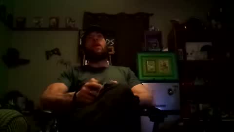 Awwwww Hey Sweetie Pies. Welcome To The Sweetie Pie Lounge. Enjoy The Dad-Cast. SweetCorny Fun-loving Dad Talk. online show from 4, 2, 2025