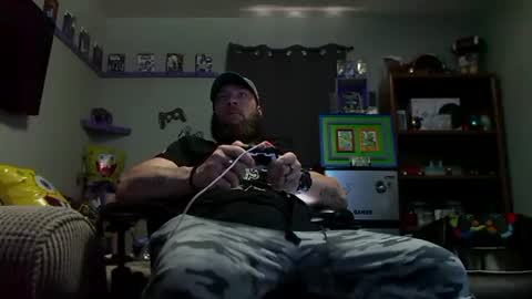 Awwwww Hey Sweetie Pies. Welcome To The Sweetie Pie Lounge. Enjoy The Dad-Cast. SweetCorny Fun-loving Dad Talk. online show from 13, 9, 2025