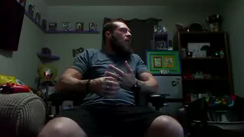 Awwwww Hey Sweetie Pies. Welcome To The Sweetie Pie Lounge. Enjoy The Dad-Cast. SweetCorny Fun-loving Dad Talk. online show from 23, 9, 2025