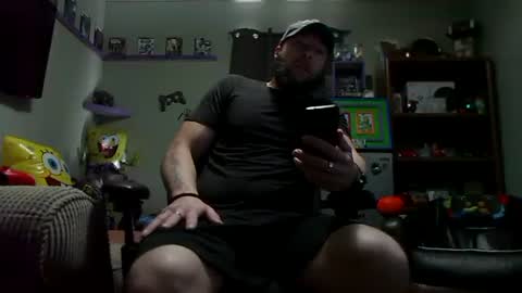 Awwwww Hey Sweetie Pies. Welcome To The Sweetie Pie Lounge. Enjoy The Dad-Cast. SweetCorny Fun-loving Dad Talk. online show from 29, 10, 2025