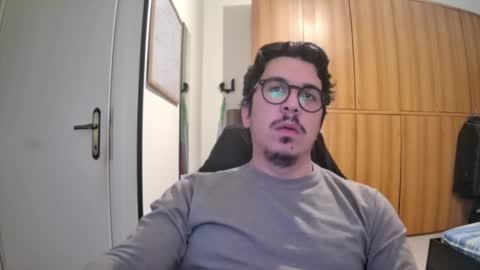 nuotatore90 online show from 4, 3, 2026