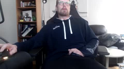 nursefan online show from 4, 12, 2025