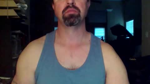 nvrenuff1979 online show from 10, 2, 2026