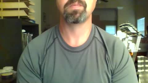 Snapshot of nvrenuff1979 chatting on 10, 6, 2026 nvrenuff1979 online show from 10, 6, 2026