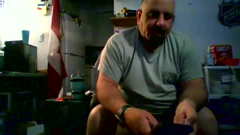 nyisles00 online show from 11, 4, 2026