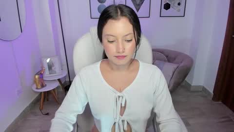 nylaa_rose online show from 17, 10, 2025