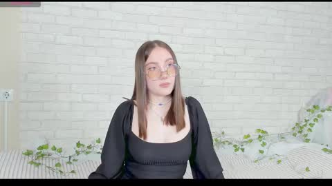 Kat online show from 8, 11, 2025