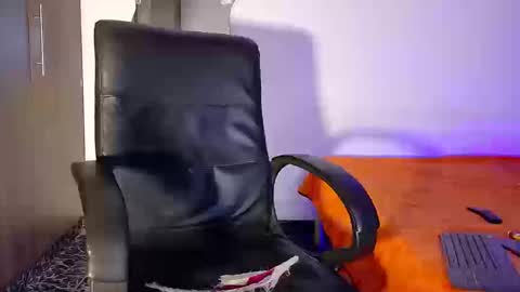 Snapshot of nymphobuddies chatting on 29, 9, 2025 David and Steven Independents online show from 29, 9, 2025