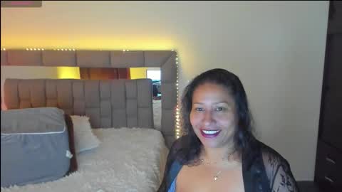 Snapshot of nyomi_browm chatting on 24, 9, 2025 nyomi browm online show from 24, 9, 2025