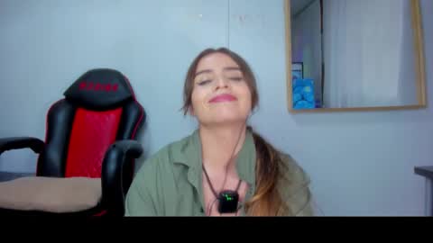 Laura nyu online show from 13, 1, 2026