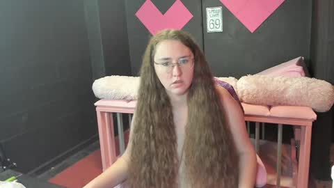 nyxiannox online show from 13, 1, 2025