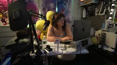 NyxRaven online show from 17, 12, 2024