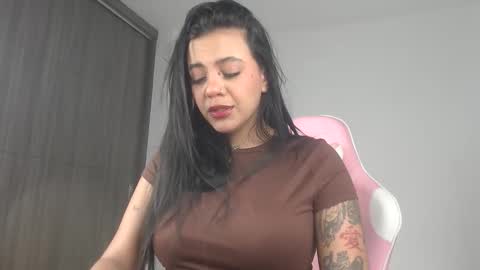 Snapshot of obeyval chatting on 31, 5, 2026 Vale online show from 31, 5, 2026