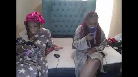 Snapshot of obsessedmimi chatting on 15, 5, 2026 obsessedmimi online show from 15, 5, 2026