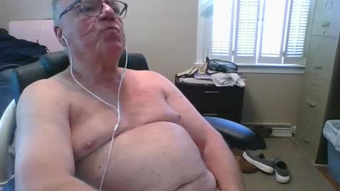 Snapshot of obx4sunanfun60 chatting on 14, 4, 2026 obx4sunanfun60 online show from 14, 4, 2026