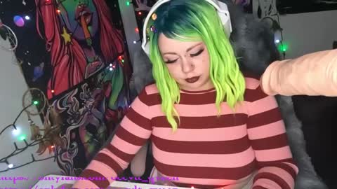 Snapshot of occvlt_qveen chatting on 10, 12, 2024 occvlt qveen online show from 10, 12, 2024