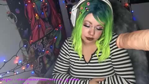Snapshot of occvlt_qveen chatting on 22, 12, 2024 occvlt qveen online show from 22, 12, 2024