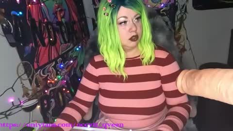 Snapshot of occvlt_qveen chatting on 3, 1, 2025 occvlt qveen online show from 3, 1, 2025