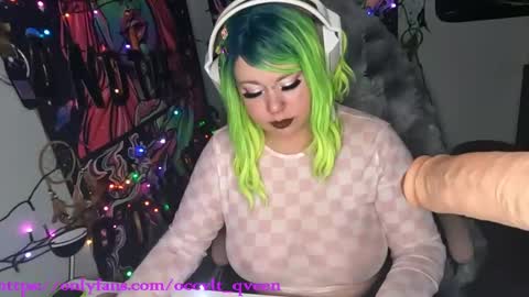 Snapshot of occvlt_qveen chatting on 4, 1, 2025 occvlt qveen online show from 4, 1, 2025