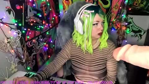 Snapshot of occvlt_qveen chatting on 20, 9, 2025 occvlt qveen online show from 20, 9, 2025