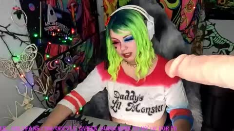 occvlt qveen online show from 14, 10, 2025