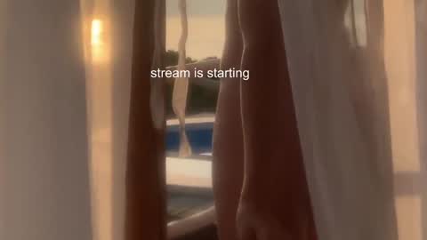 hi im Janasmall boobs big heart  warm pussy  online show from 22, 12, 2024